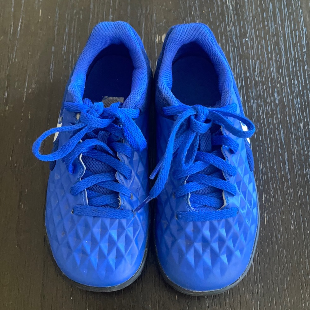 Boy shose